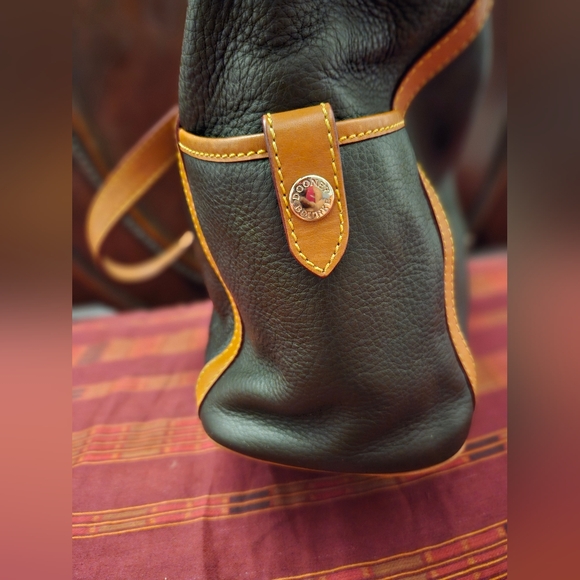 DOONEY BOURKE Florentine Kristen Black Leather Shoulder Tote Bag - Picture 6 of 16